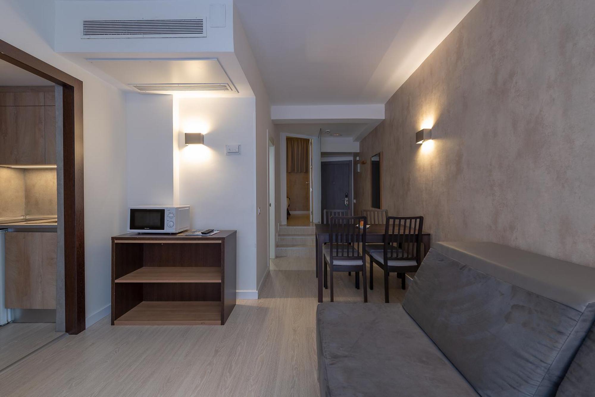 Apartamentos Recoletos Madrid Room photo