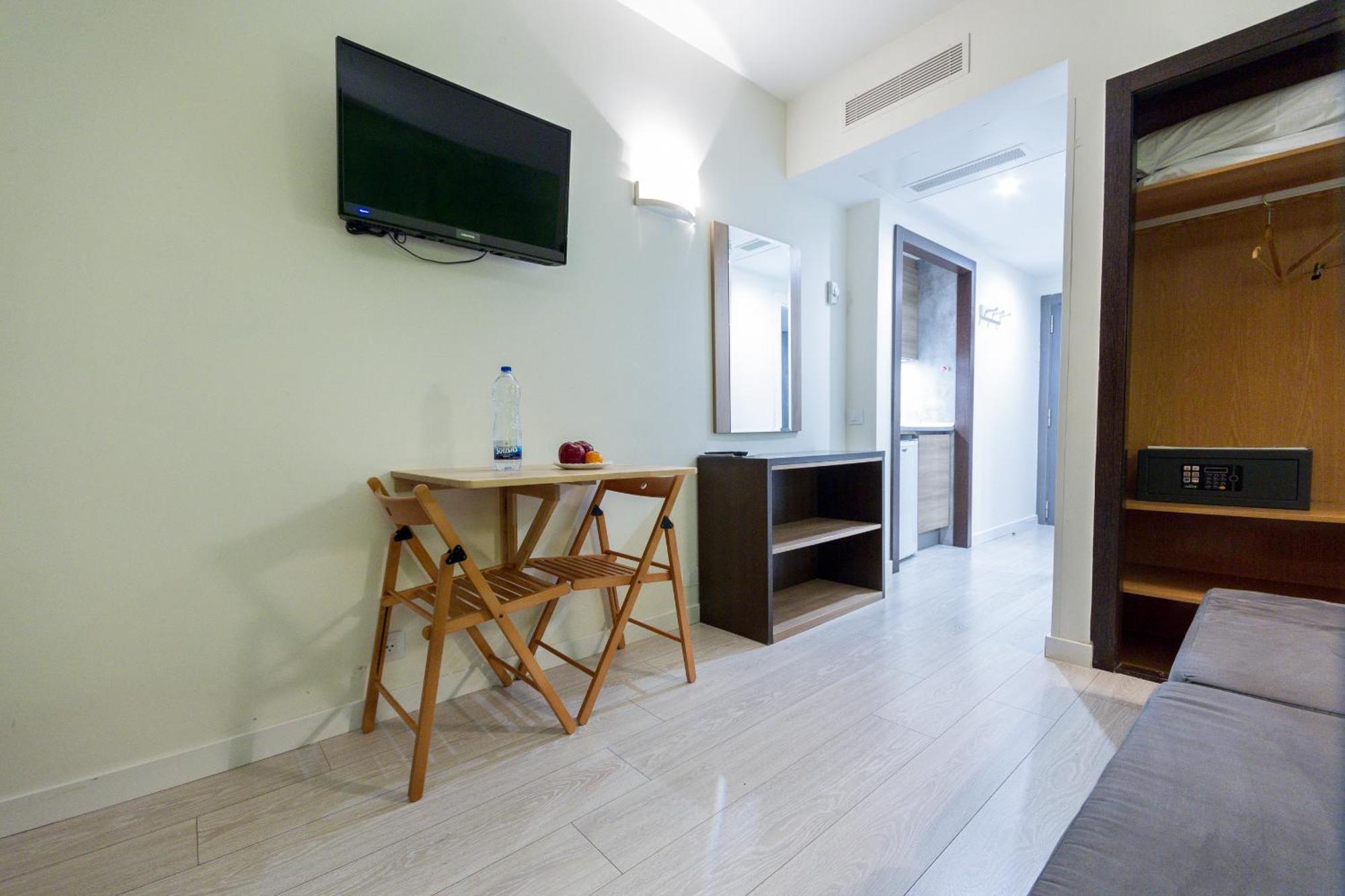 Apartamentos Recoletos Madrid Exterior photo